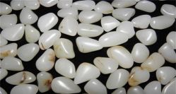 烏魯木齊石碑一方石屋精品玉石指南